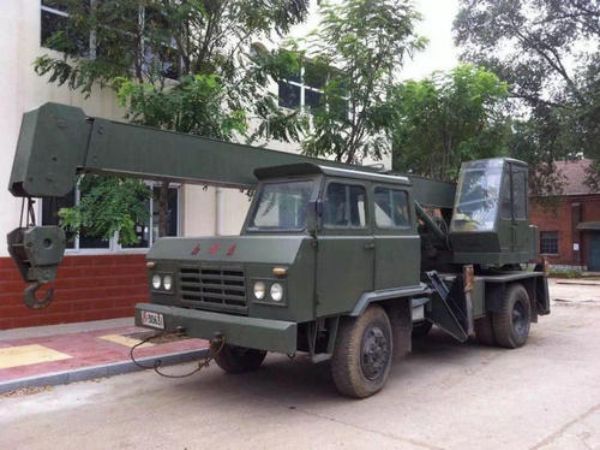临泉县吊车出租电话_吊车租赁使用中如何给吊车找准吊点